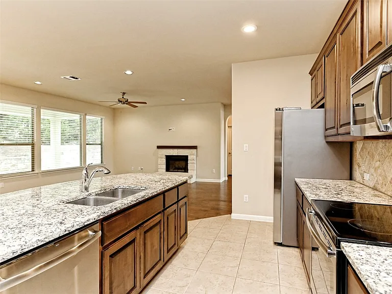 21800 Ryan Dr — Photo 11