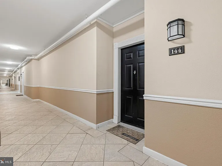 501 Hungerford Dr #144 — Photo 5