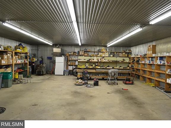 3rd image of 126 2nd Ave NE