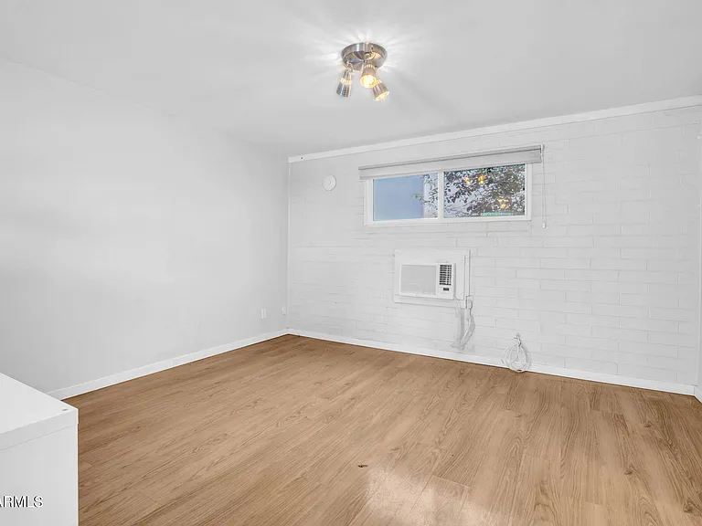 821 N 3rd St #9 — Photo 9