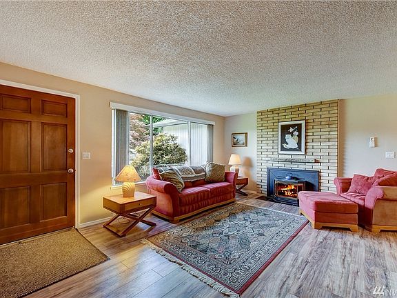 2nd image of 20700 36th Ave W