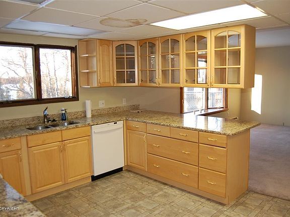 4th image of 36935 Hakala Dr
