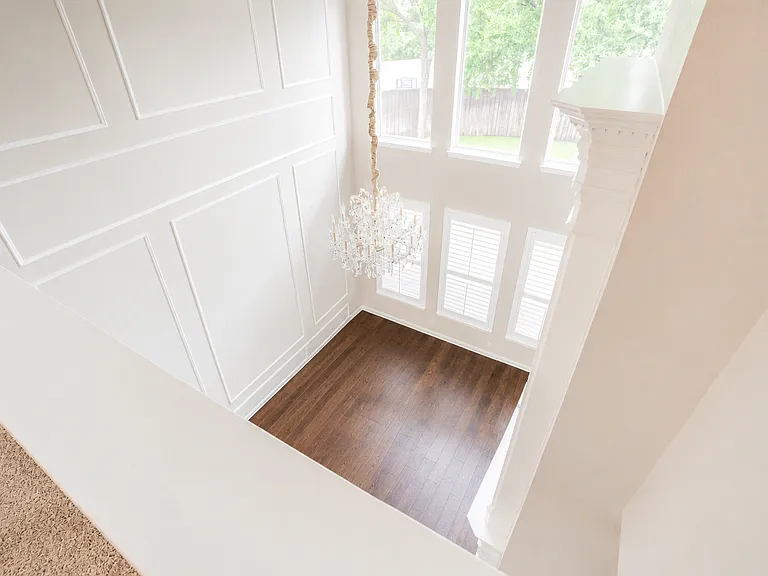 4453 Red Barn Dr — Photo 8