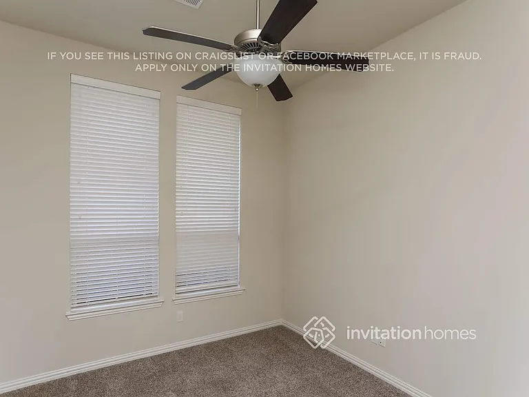 1014 Finsbury Ln — Photo 12