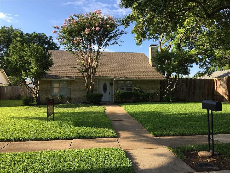 1st image of 3105 Monarch Dr