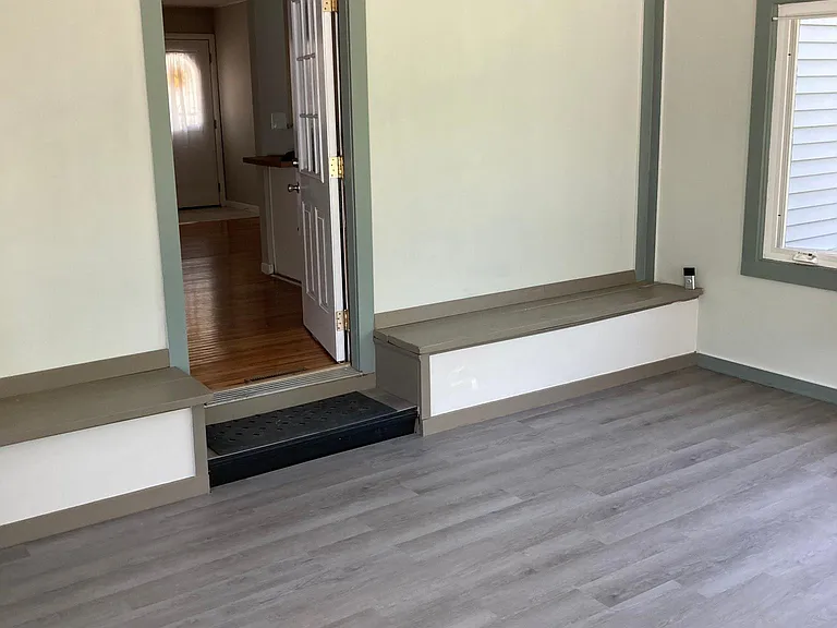 13400 Locust St — Photo 12