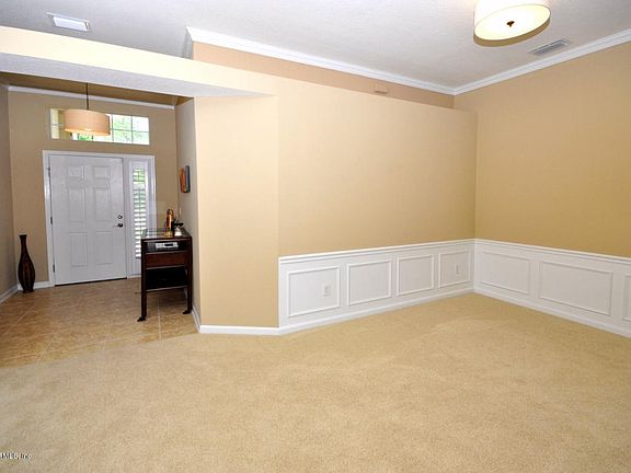 5th image of 9284 Waterglen Ln