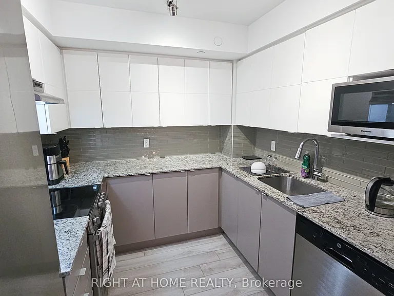 118 Varna Dr #101 — Photo 7