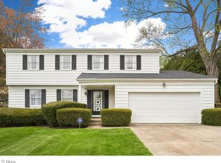 2883 Burr Oak Dr, Akron, OH