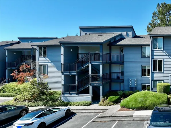 2611 NE 4th Street #213, Renton, WA 98056