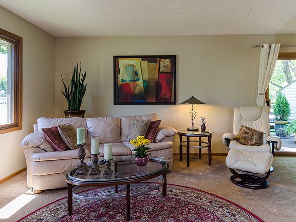 5th image of 4112 Brookdale Cir N