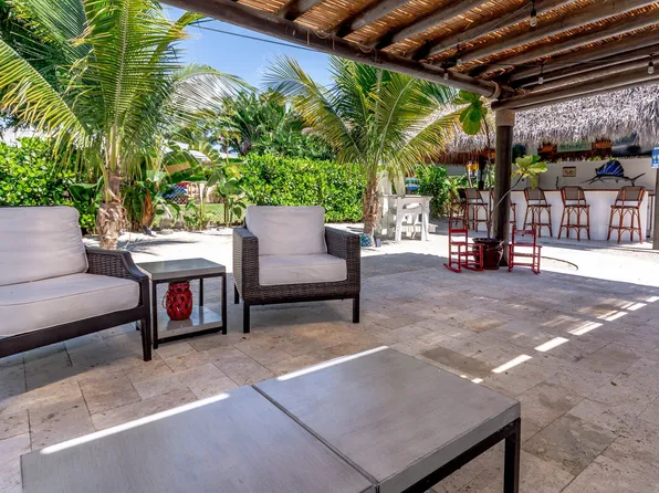 111 E Riverside Dr, Jupiter, FL 33469