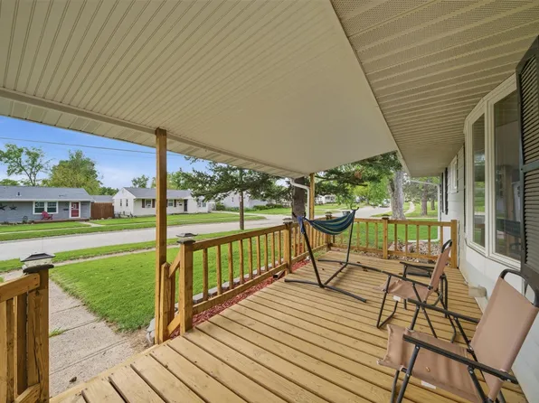 2601 E 40th St, Des Moines, IA 50317