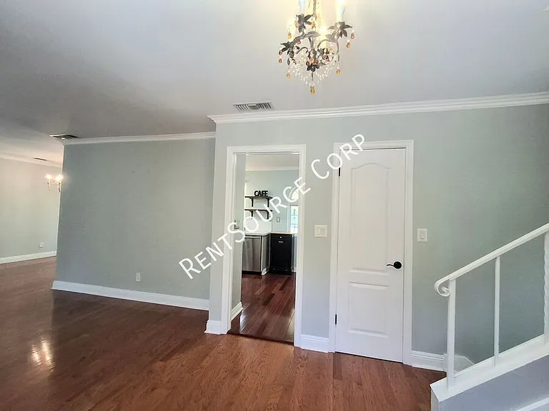 26421 Torrey Pines Dr — Photo 4