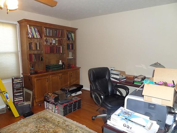 2nd image of 125 Village Park Ct