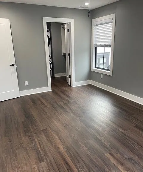 1624 Carrollton Ave — Photo 6