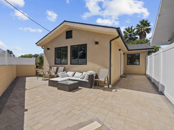 8051 Lullaby Ln, Panorama City, CA 91402