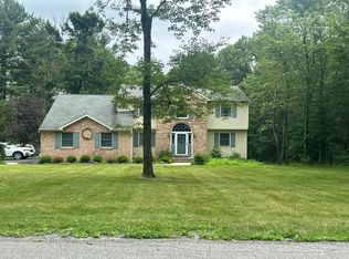 204 Pearson Ln, Saylorsburg, PA 18353