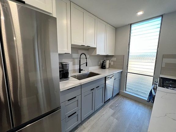 3rd image of 35 Walaka St APT P211