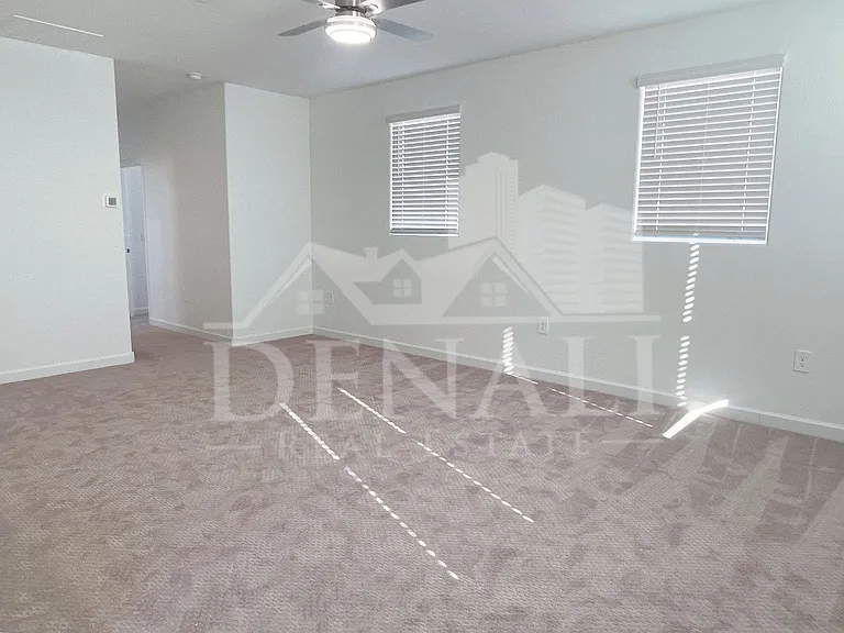 2760 W Stradling Ave — Photo 20