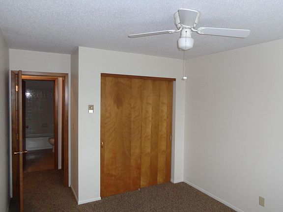 4th image of 219 2nd Ave W APT 11