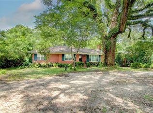 132 Batre Ln, Mobile, AL 36608