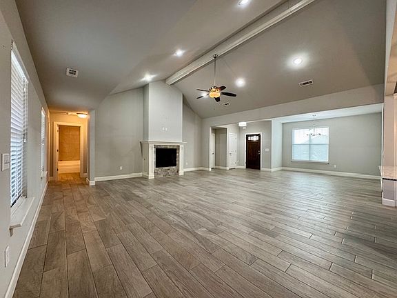 5th image of 4608 Plumley Ave