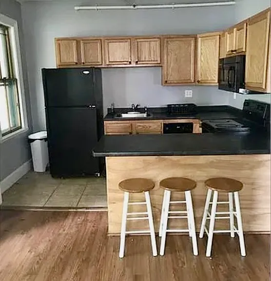 217 S Union St #4 — Photo 3