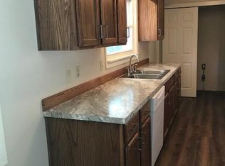8842 Highland Dr, Freeland, MI 48623