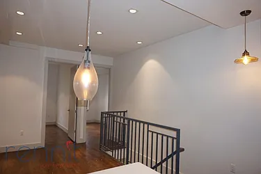 Rented by Rennit Inc.