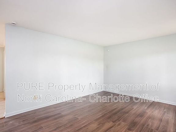 4th image of 2429 Galloway Rd