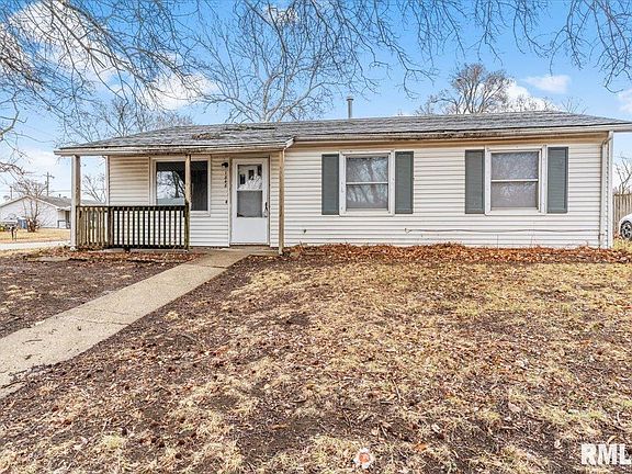 3rd image of 1848 Honeysuckle Ct