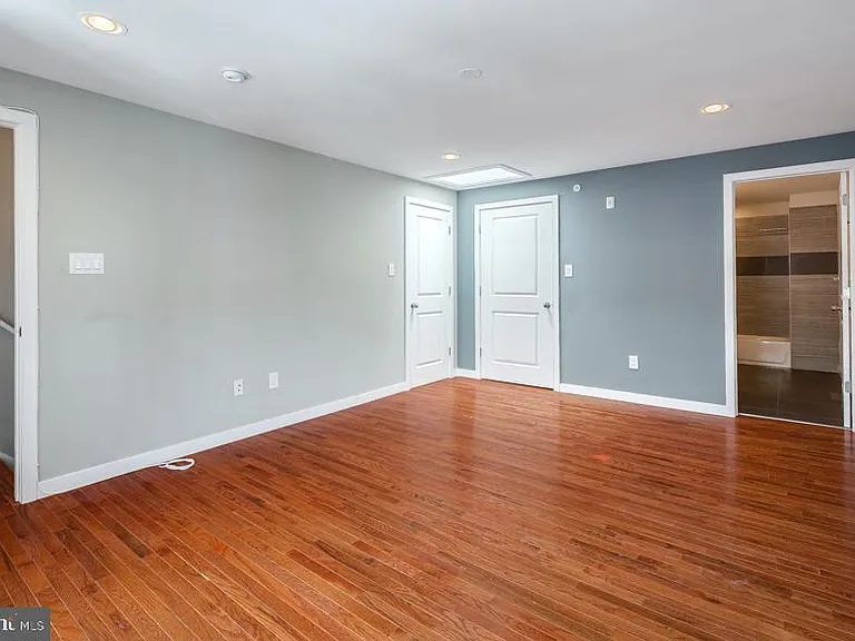 301 Market St #3R — Photo 6
