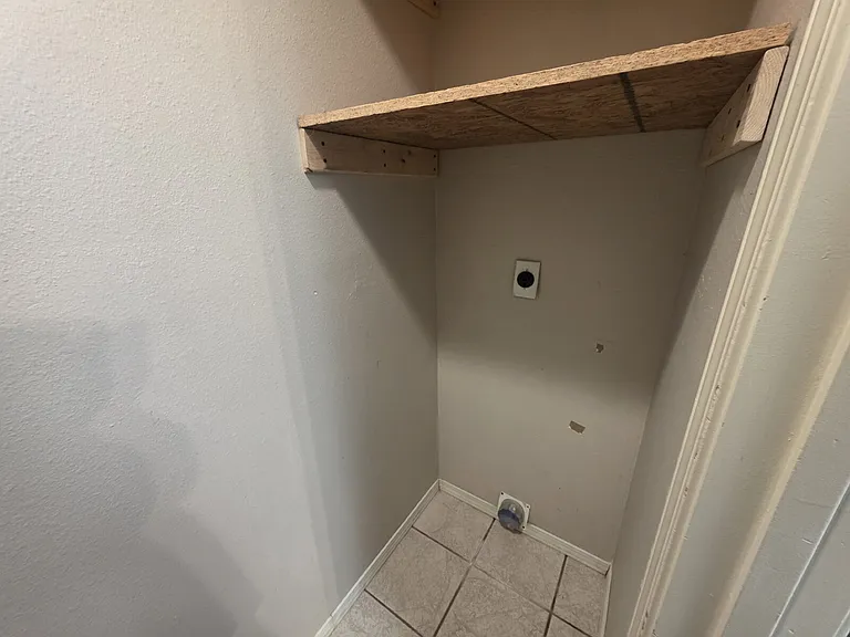38 Burnett Cir — Photo 7