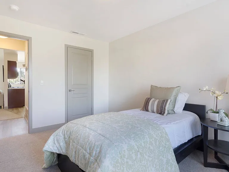 2x1 Remodel Hall Bedroom