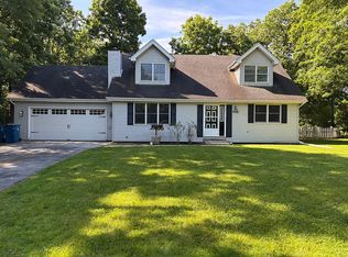 850 Rosedale Ter, Crete, IL 60417