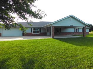 25510 Rim Dr, Waynesville, MO 65583