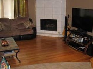 12 Cour Caravelle, Palos Hills, IL 60465