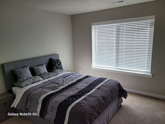 4th image of 19287 Geneva Way