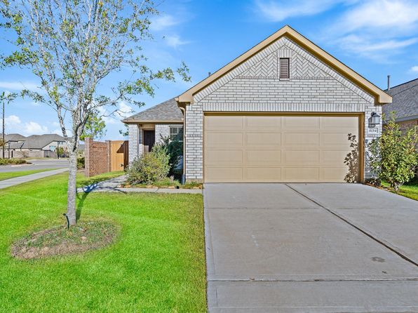 8154 Royal Breeze Dr