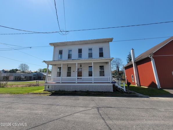 995 Center Ave