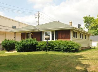 1357 S 114th St, West Allis, WI 53214