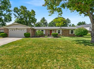 99 Stonehedge Ct, Carmel, IN