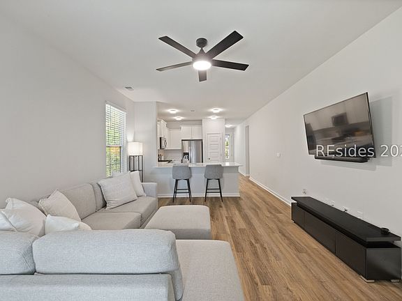 3rd image of 144 Baynard Rd