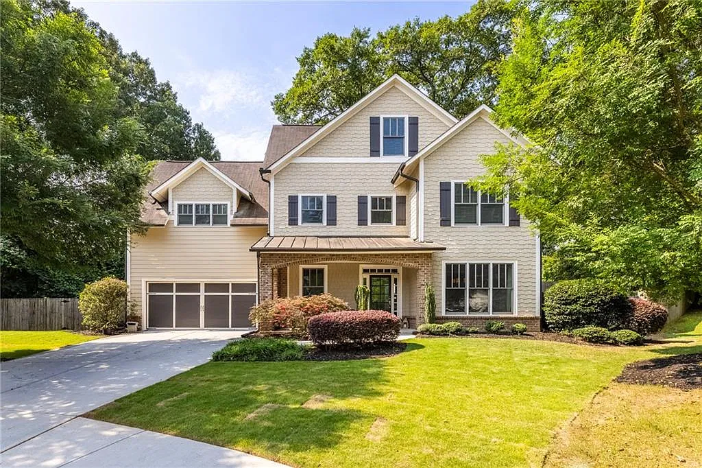 4 bed, 3.5 bath, 2054 sqft, $4,200 — Photo 3