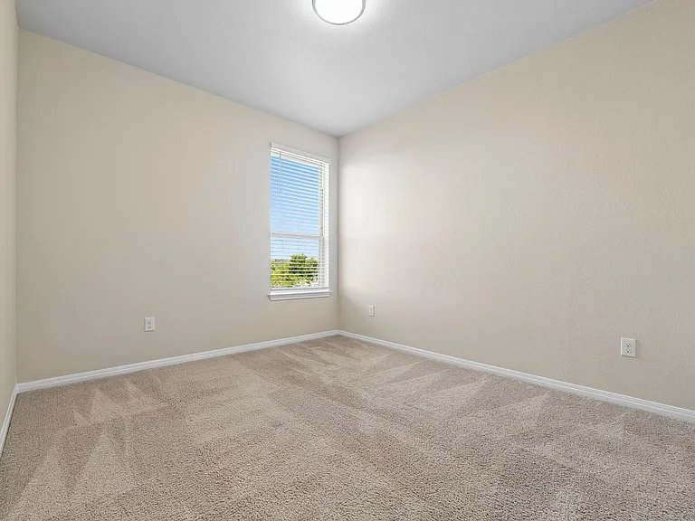 3240 E Whitestone Blvd #4 — Photo 17