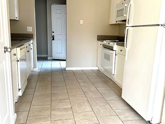4th image of 564 Old Cahaba Dr