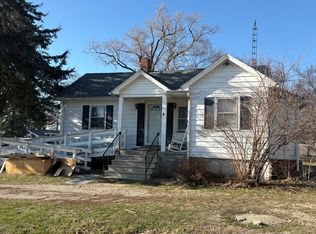 4020 E 1553rd Rd, Earlville, IL 60518