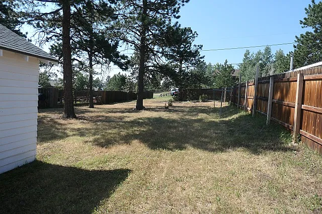 30452 Hilltop Dr — Photo 15