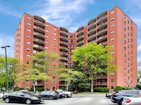 115 W Squantum St APT 1004, Quincy, MA 02171